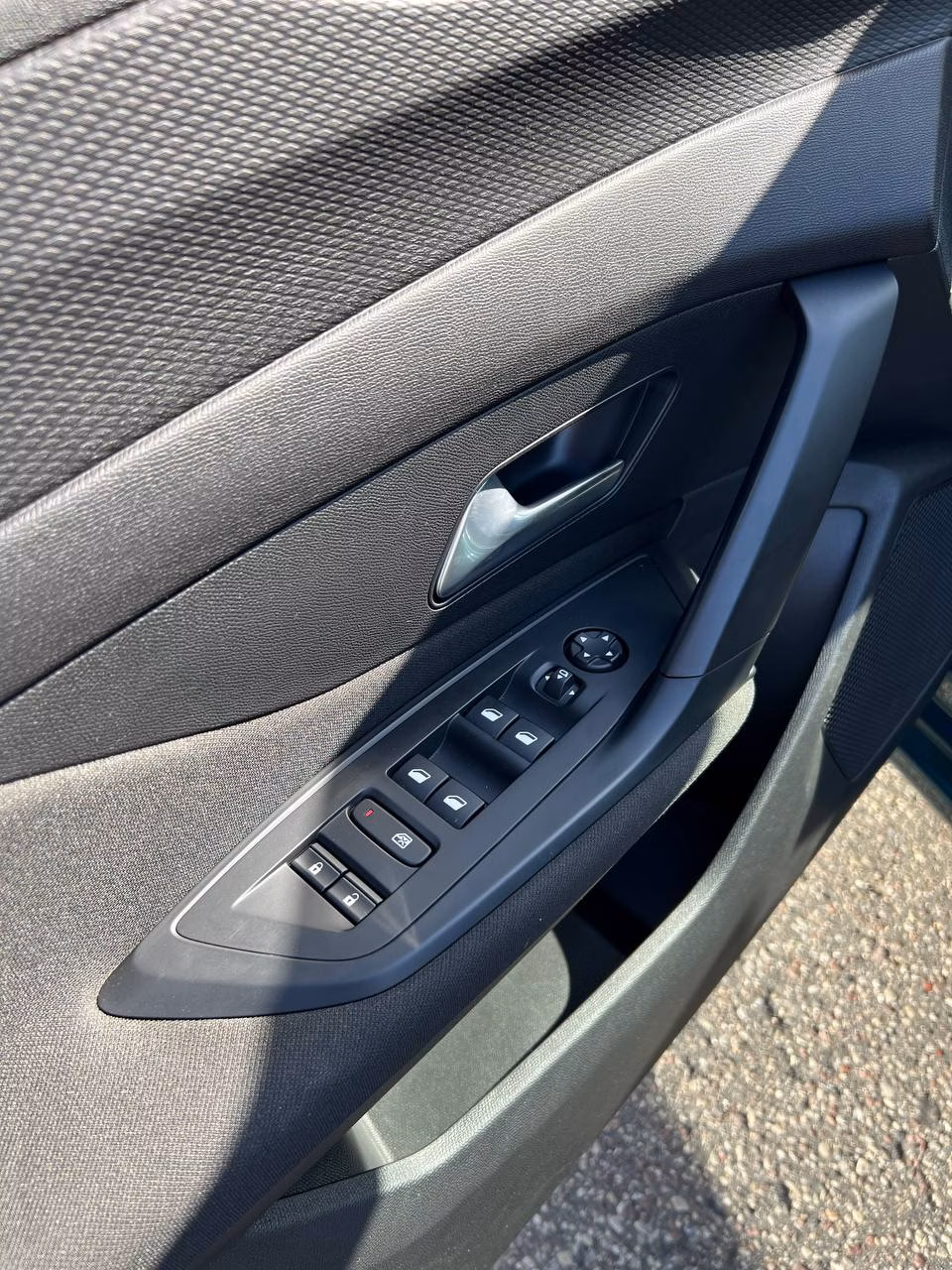Peugeot 308 фото 9