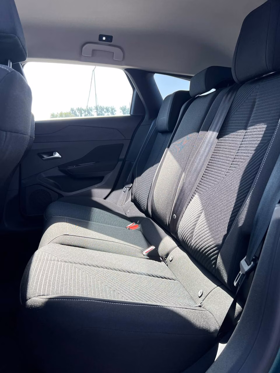 Peugeot 308 фото 12