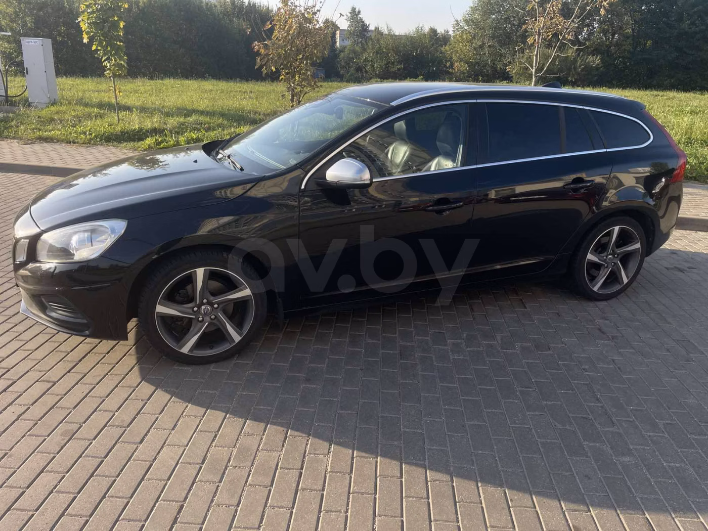 Volvo V60 фото 6