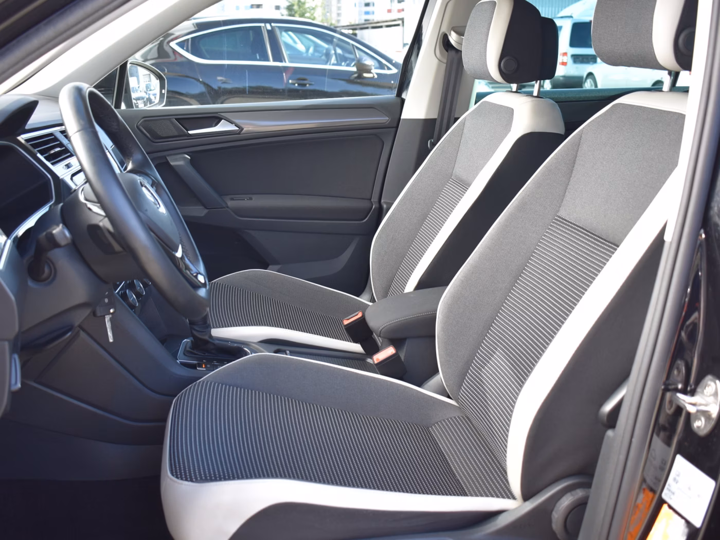 Volkswagen Tiguan фото 9
