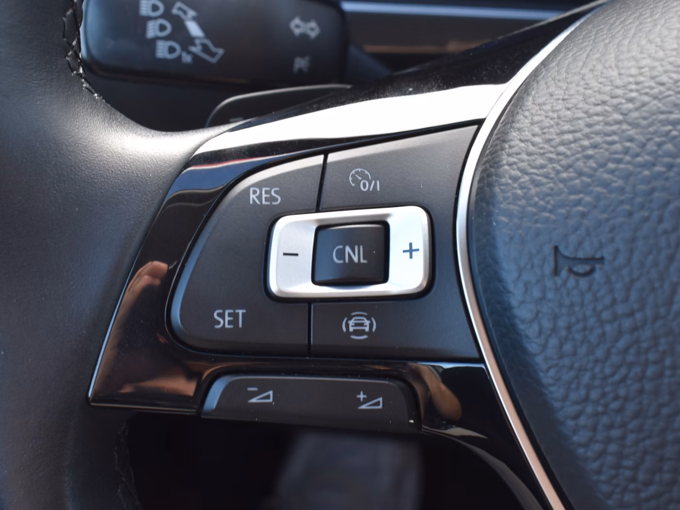Volkswagen Tiguan фото 14
