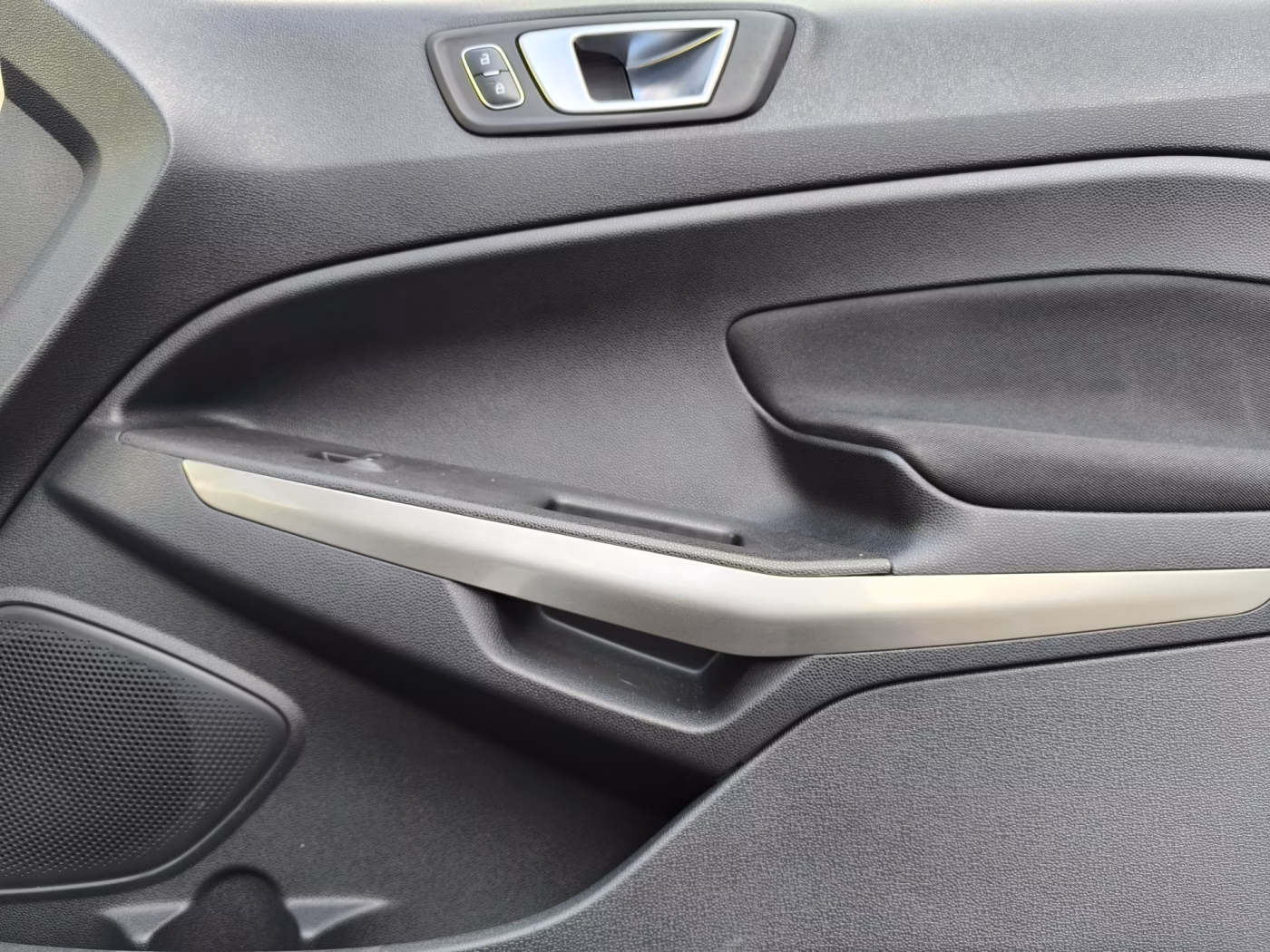 Ford EcoSport фото 11