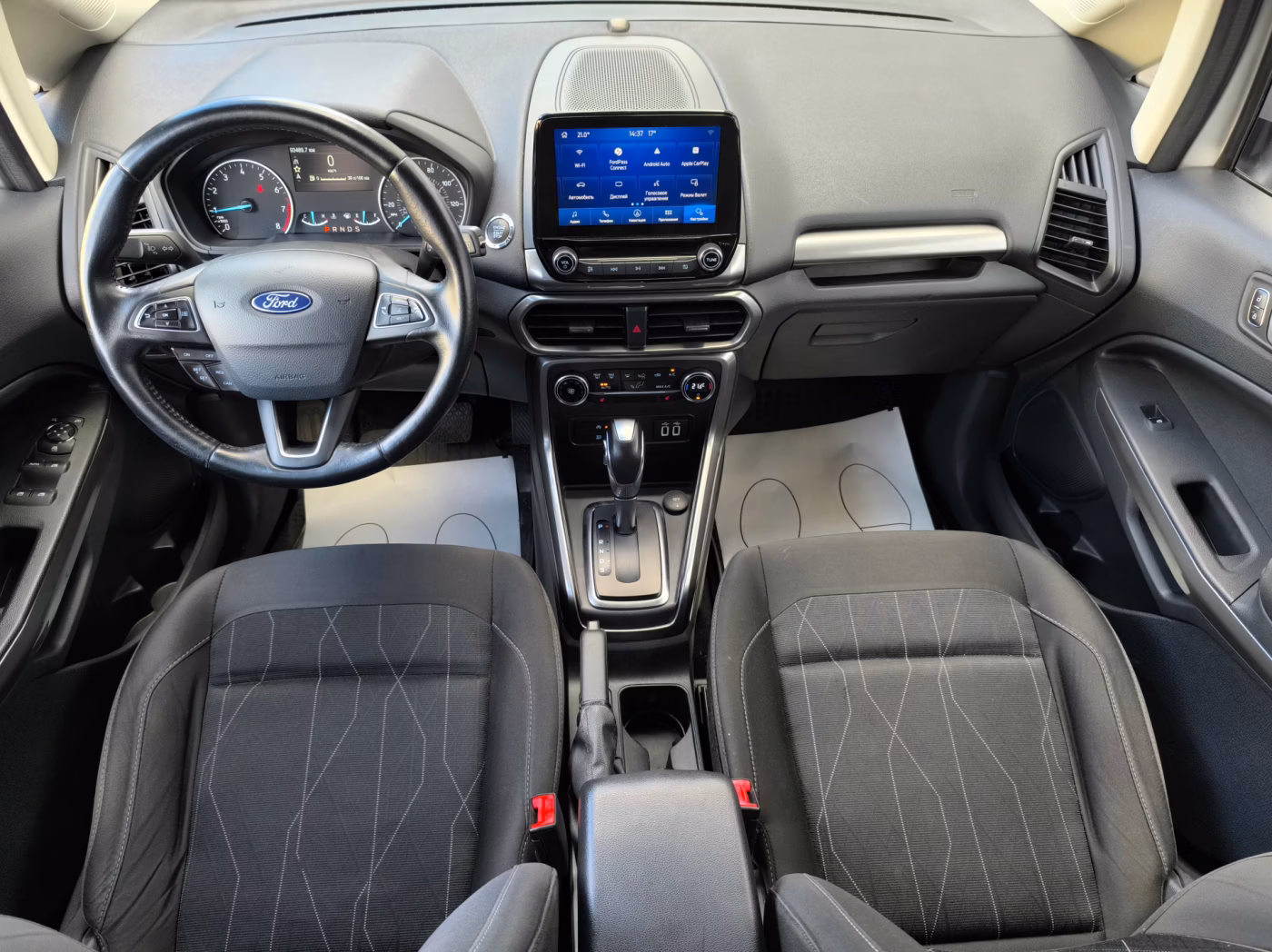 Ford EcoSport фото 13