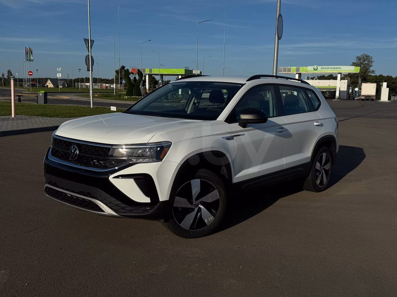 Volkswagen Taos