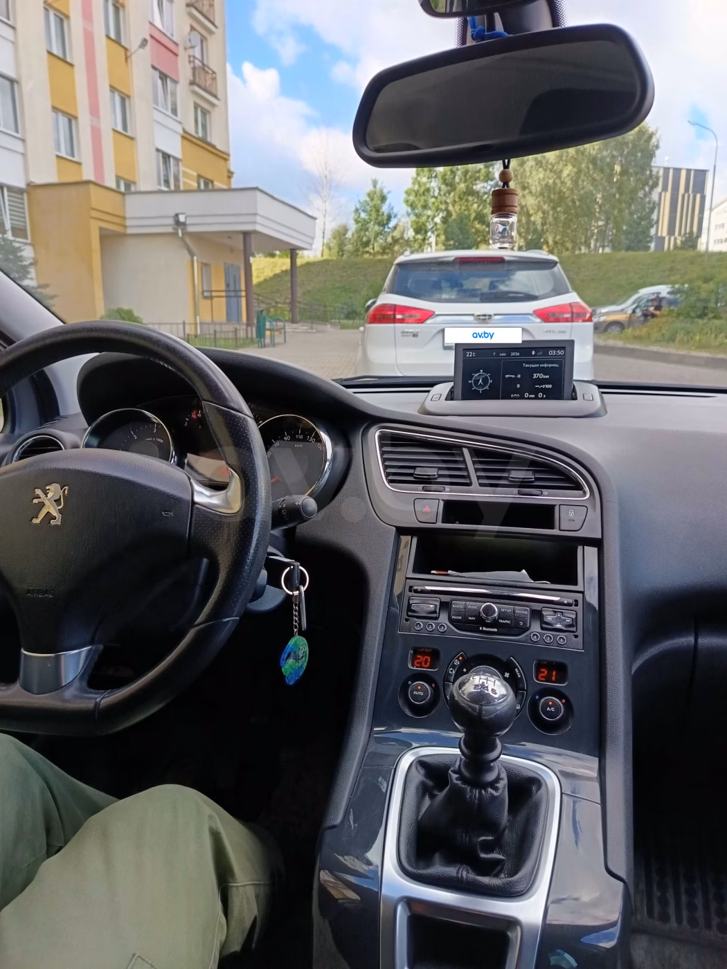 Peugeot 5008 фото 9