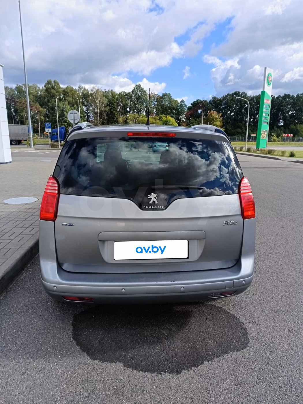Peugeot 5008 фото 3