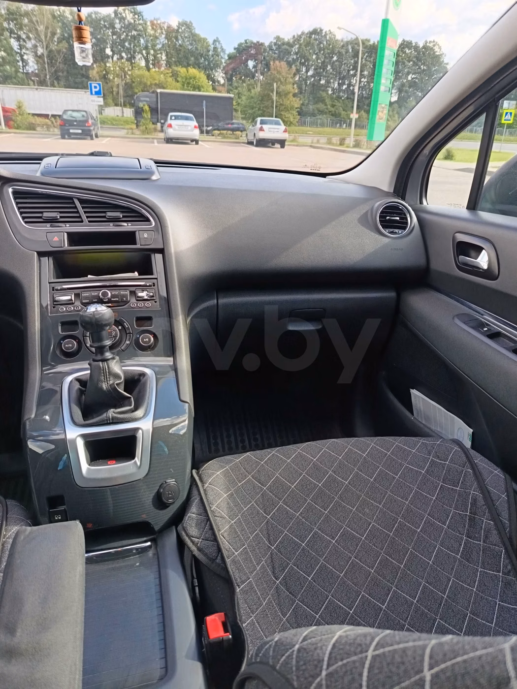 Peugeot 5008 фото 6