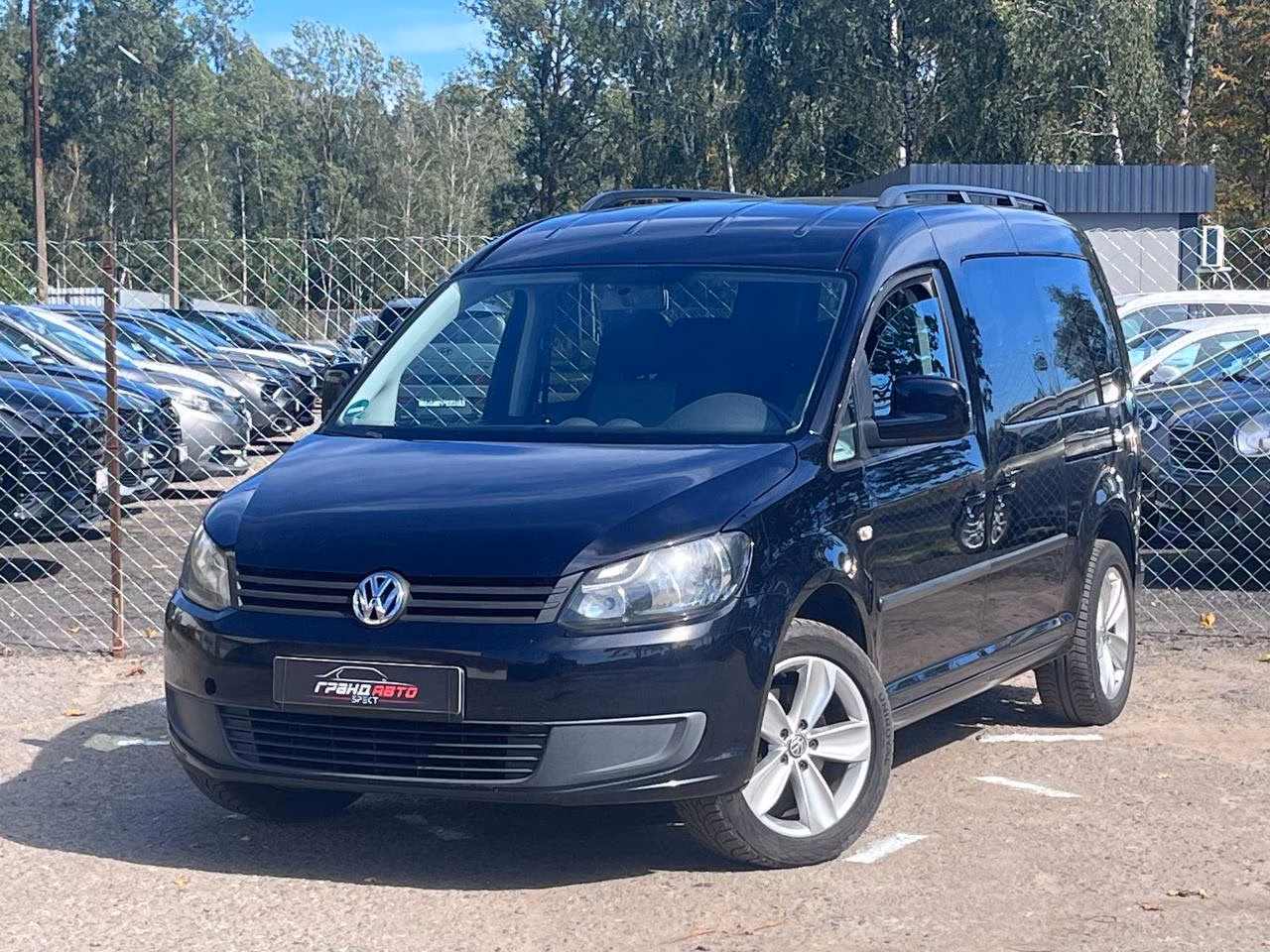 Volkswagen Caddy фото 2