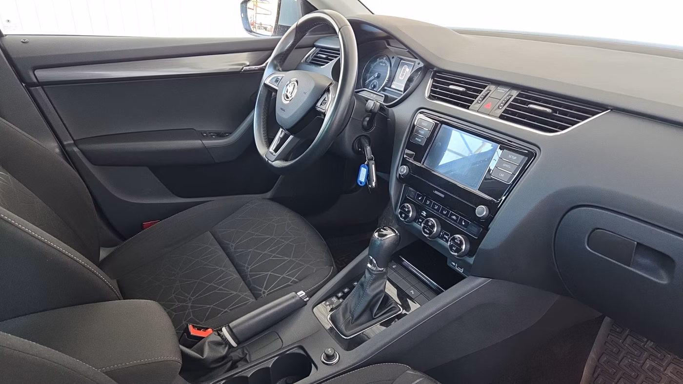 Skoda Octavia фото 14