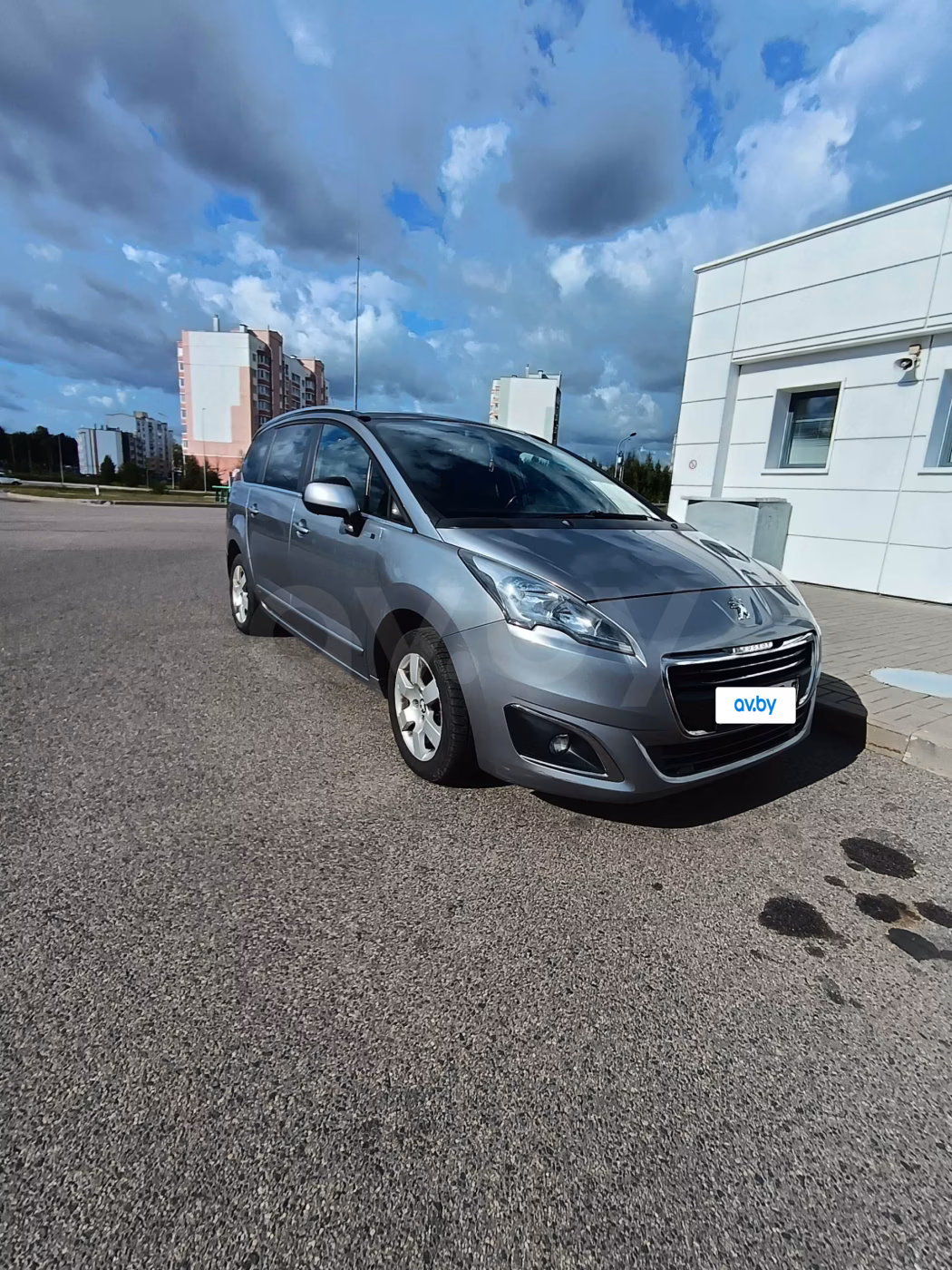 Peugeot 5008 фото 15