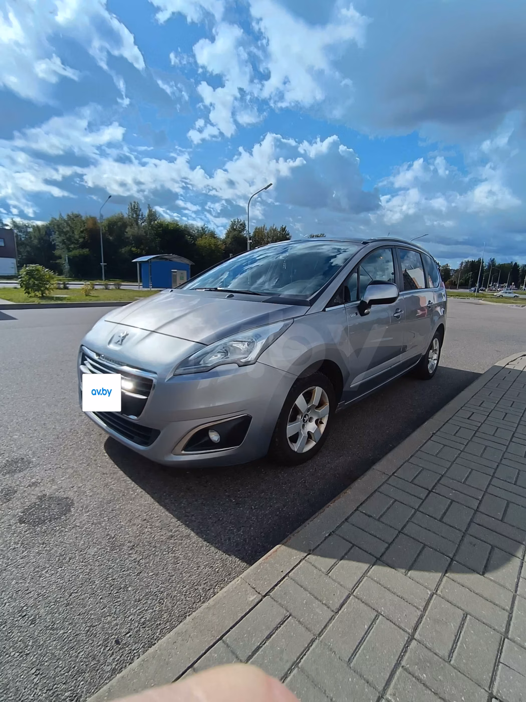 Peugeot 5008 фото 14