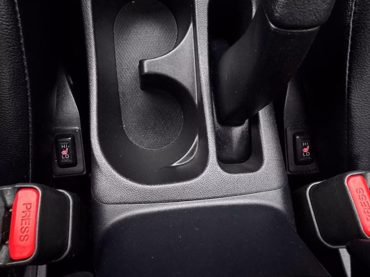 Peugeot 4008 фото 12