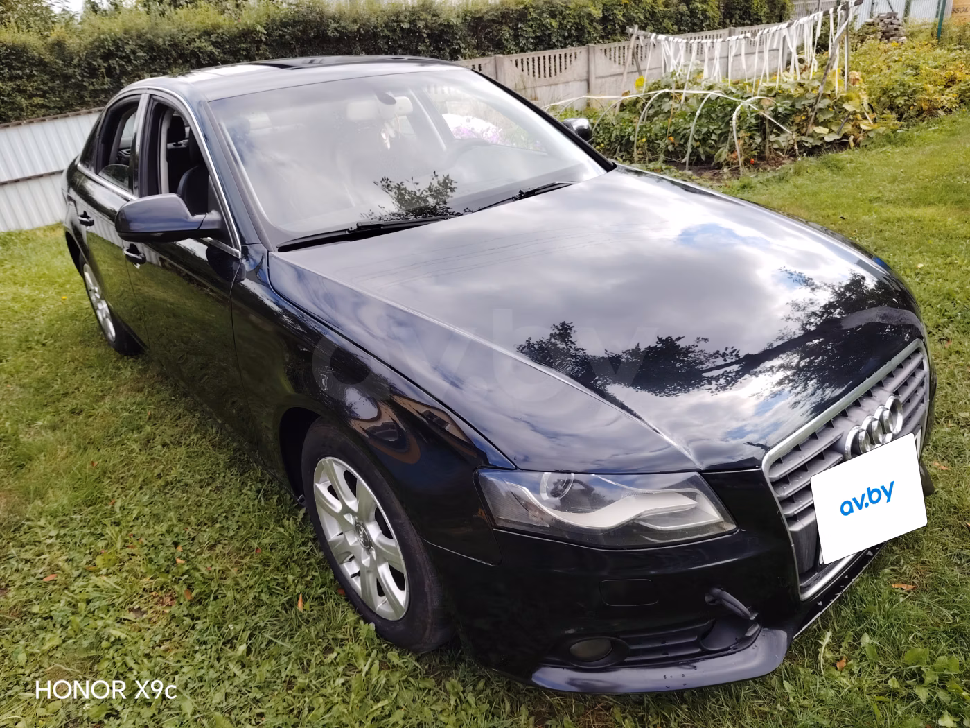Audi A4 фото 5