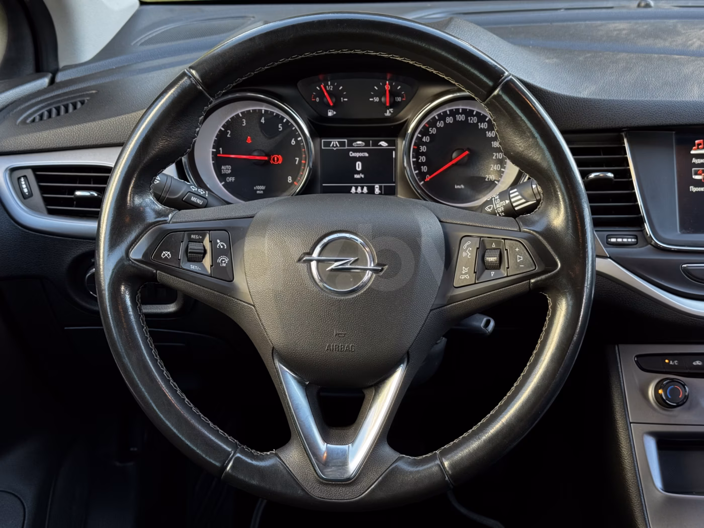 Opel Astra фото 11