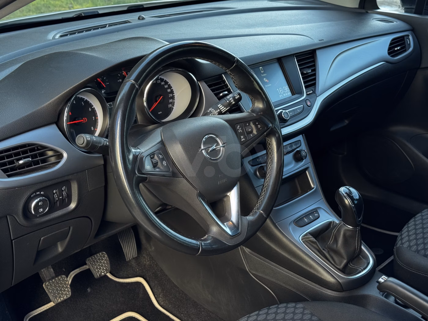 Opel Astra фото 10
