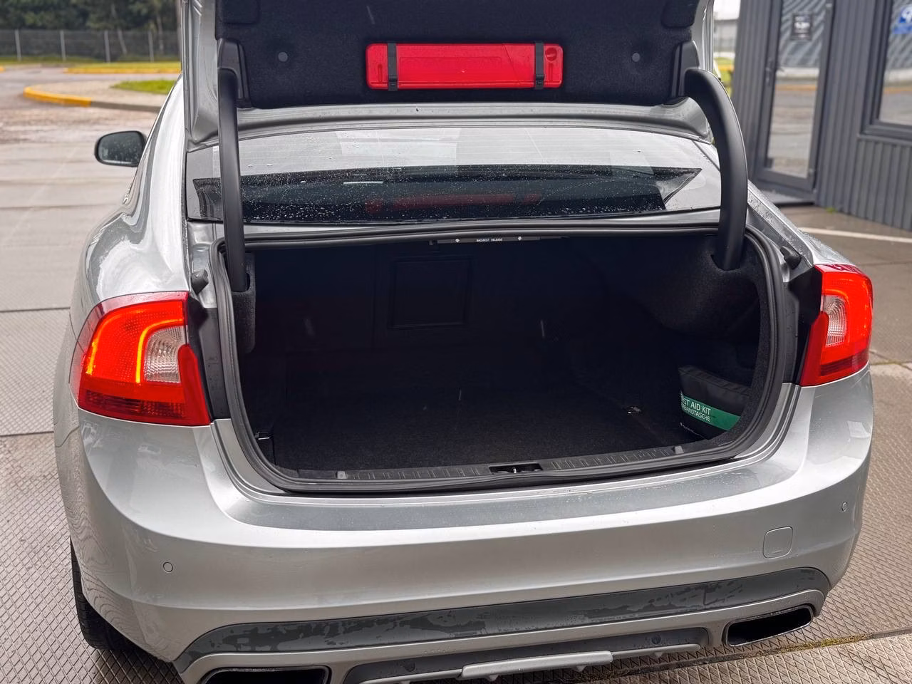 Volvo S60 фото 16
