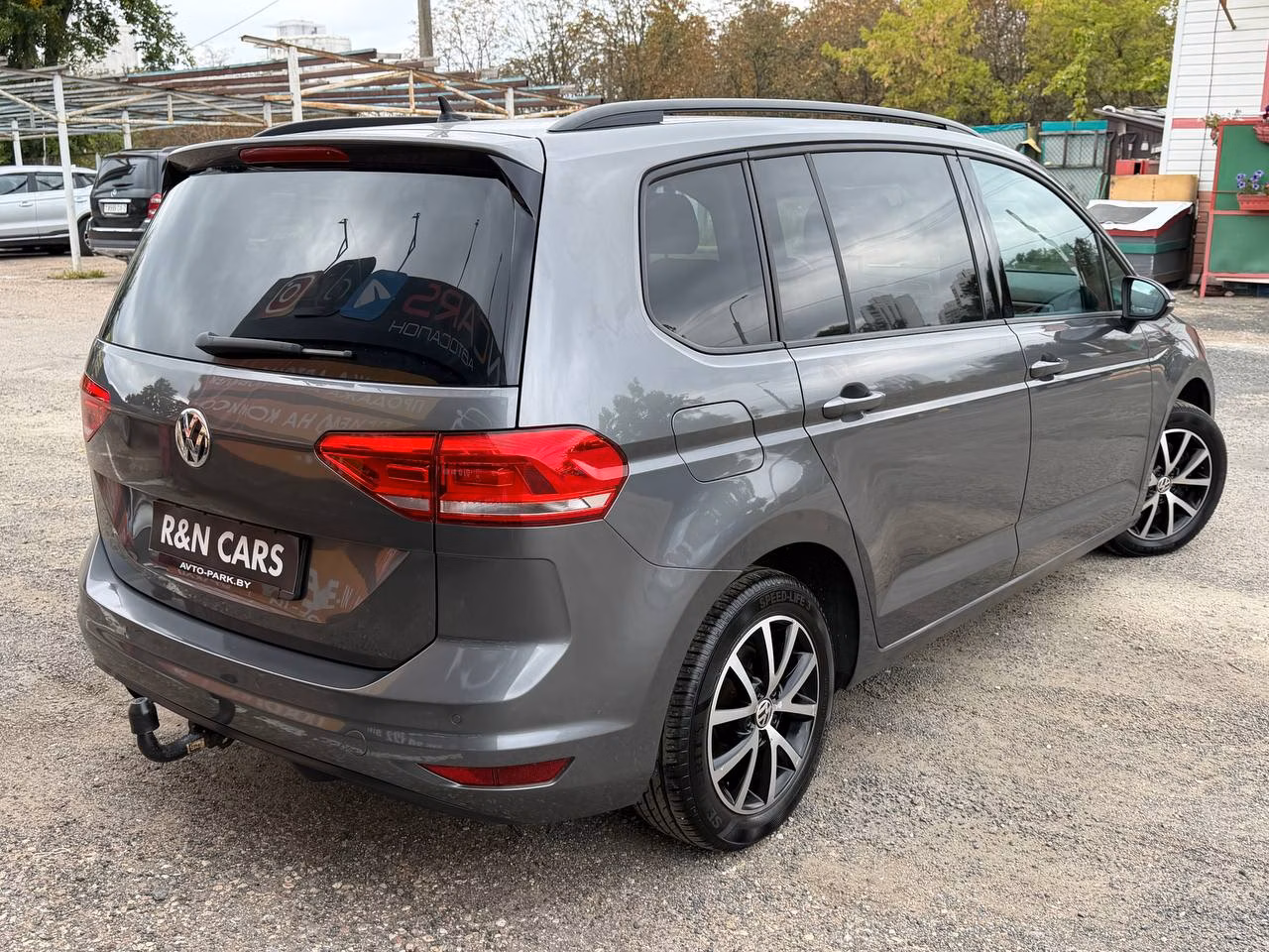 Volkswagen Touran фото 10