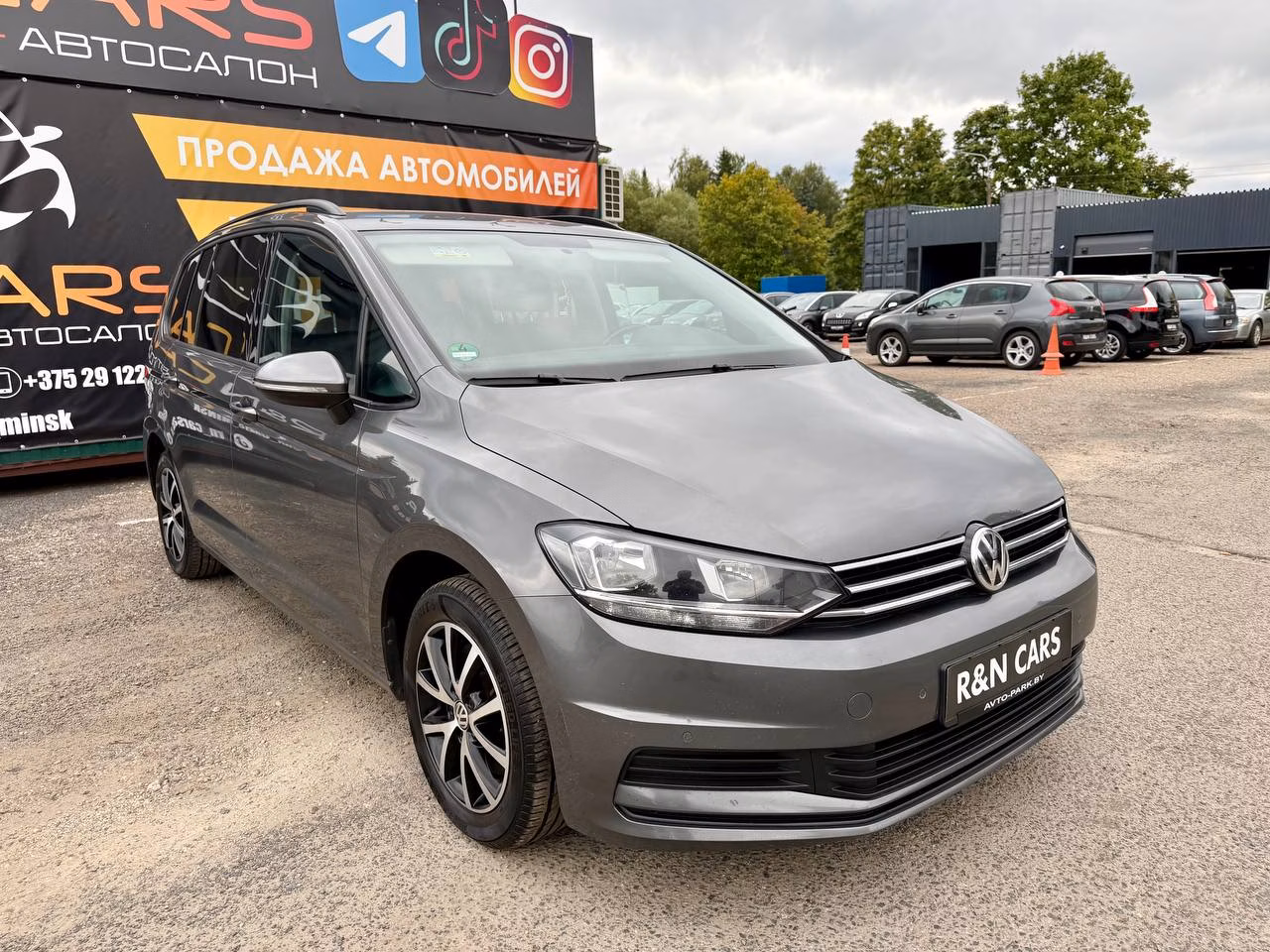 Volkswagen Touran фото 17