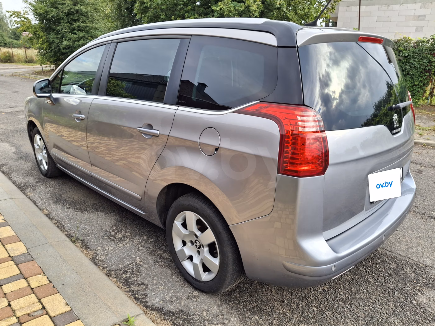 Peugeot 5008 фото 4