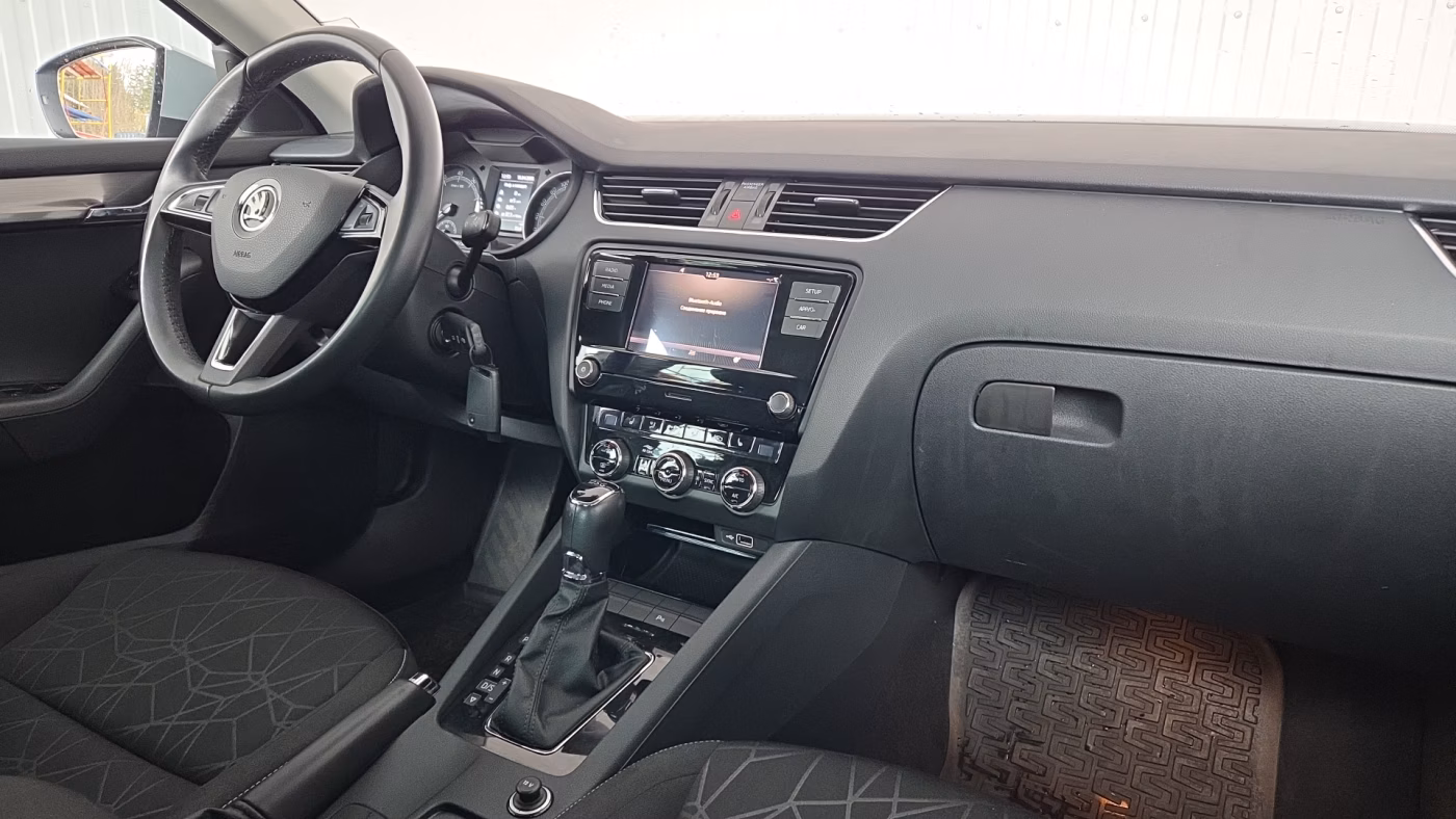 Skoda Octavia фото 11