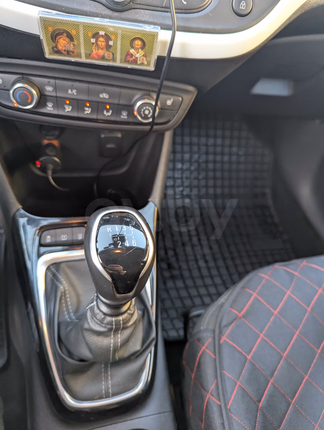 Opel Crossland X фото 11