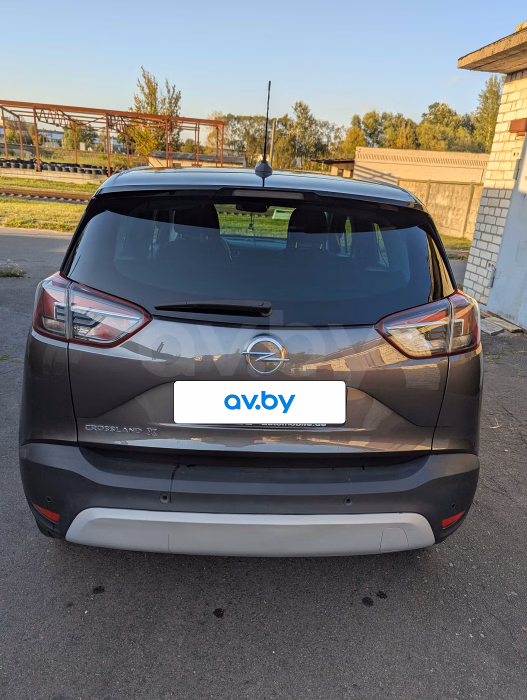 Opel Crossland X фото 2