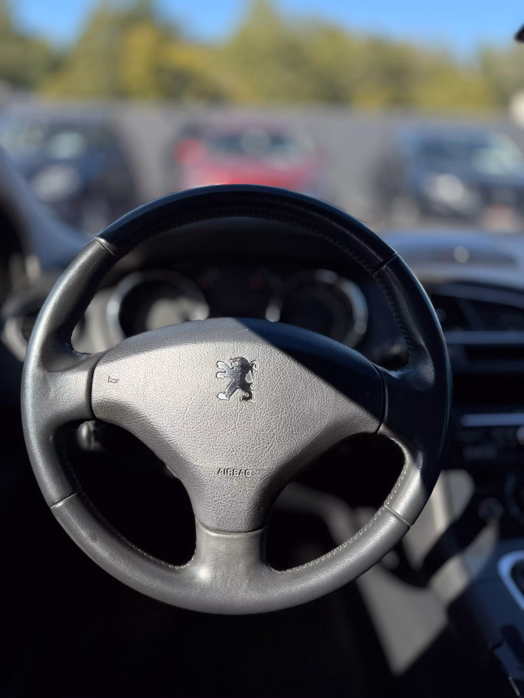 Peugeot 5008 фото 9