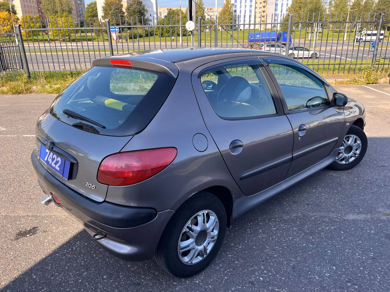 Peugeot 206 фото 5