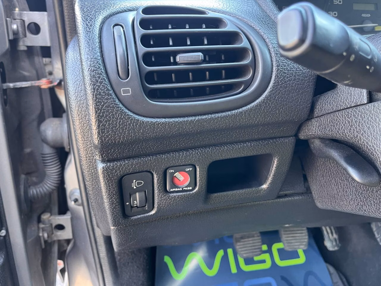 Peugeot 206 фото 13