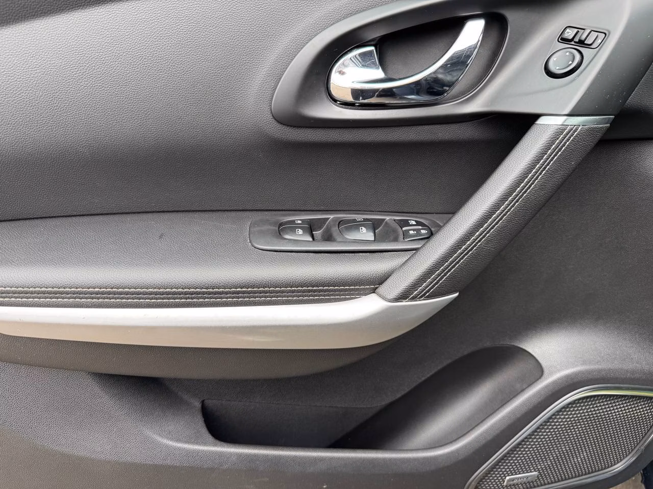 Renault Kadjar фото 16