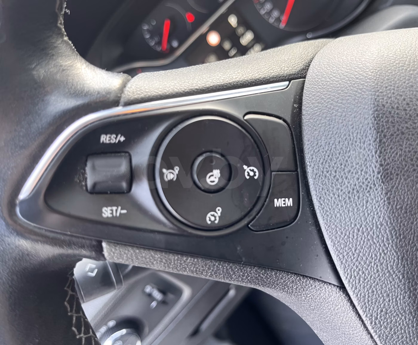 Opel Grandland X фото 12