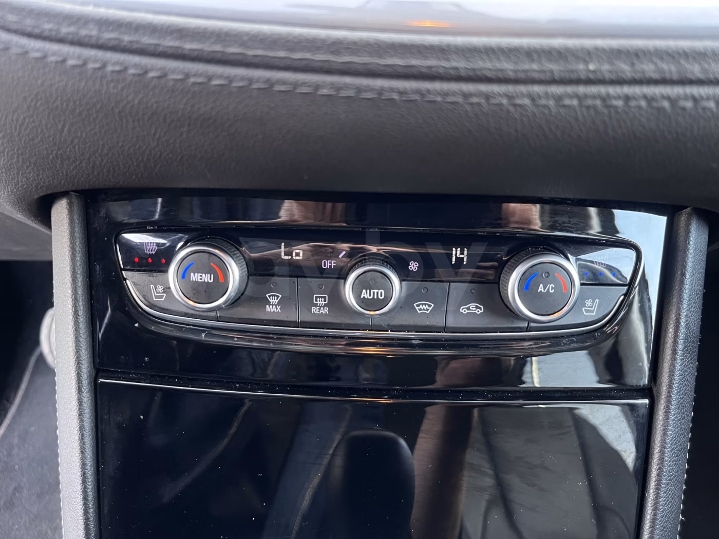 Opel Grandland X фото 11