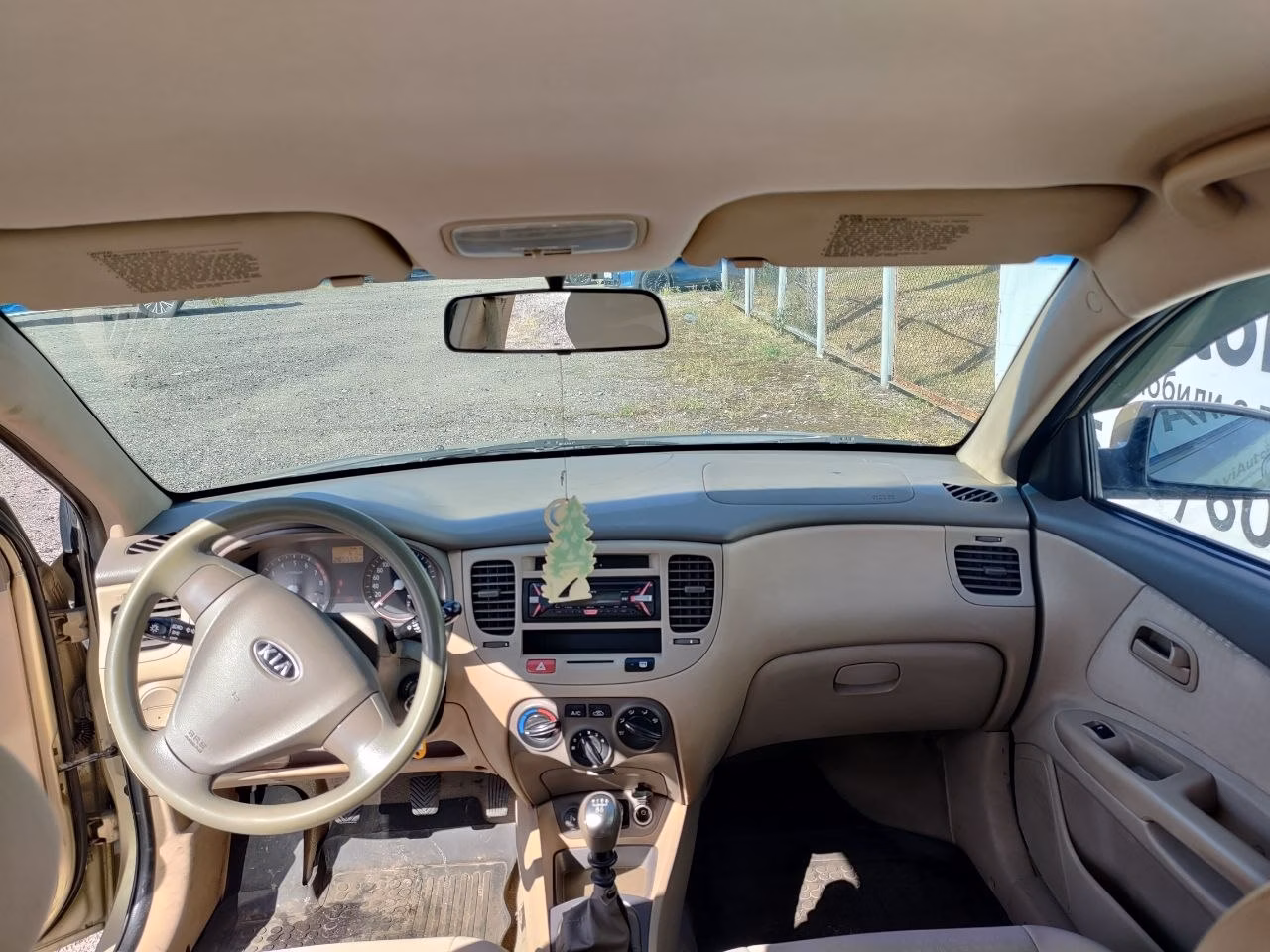 Kia Rio фото 18