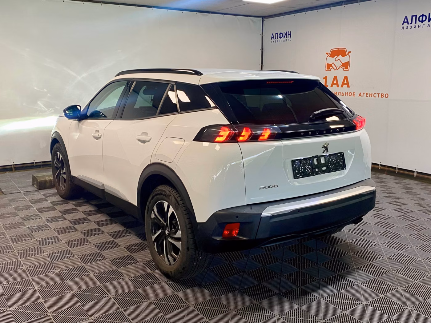 Peugeot 2008 фото 4