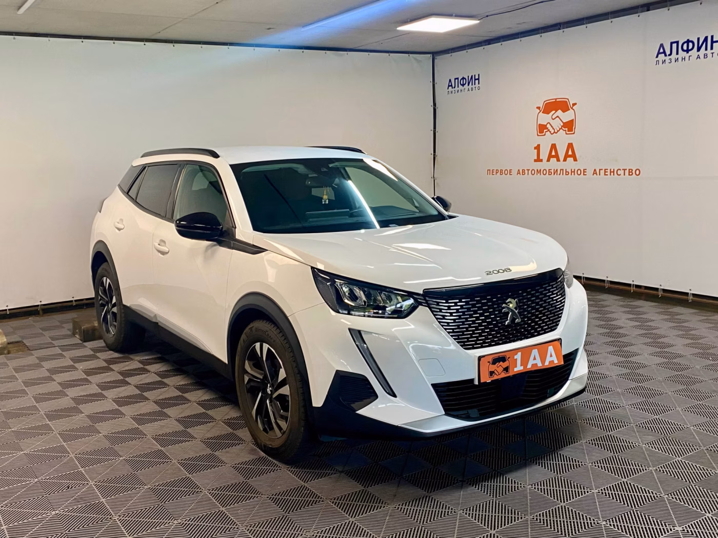 Peugeot 2008 фото 2