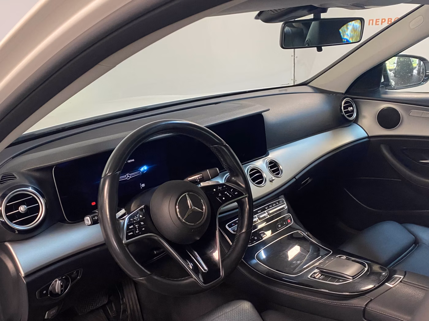 Mercedes-Benz E-Класс фото 7