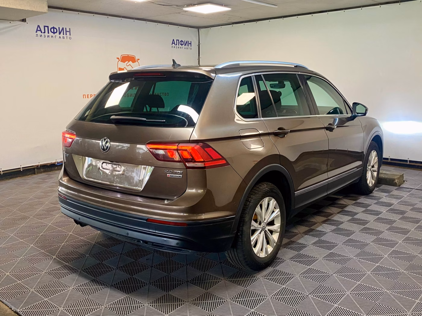 Volkswagen Tiguan фото 3