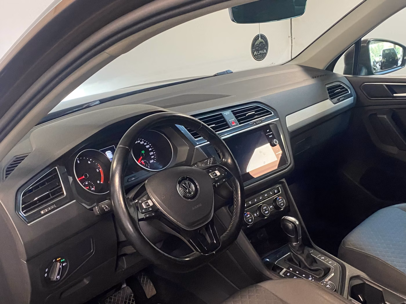 Volkswagen Tiguan фото 7