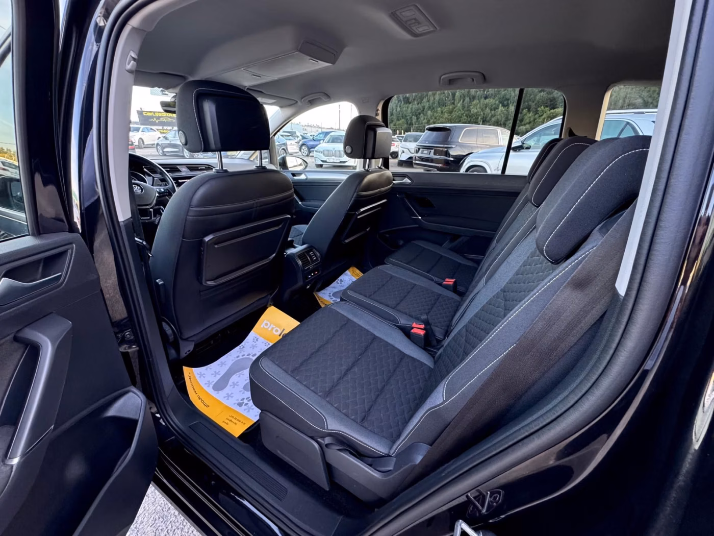 Volkswagen Touran фото 9