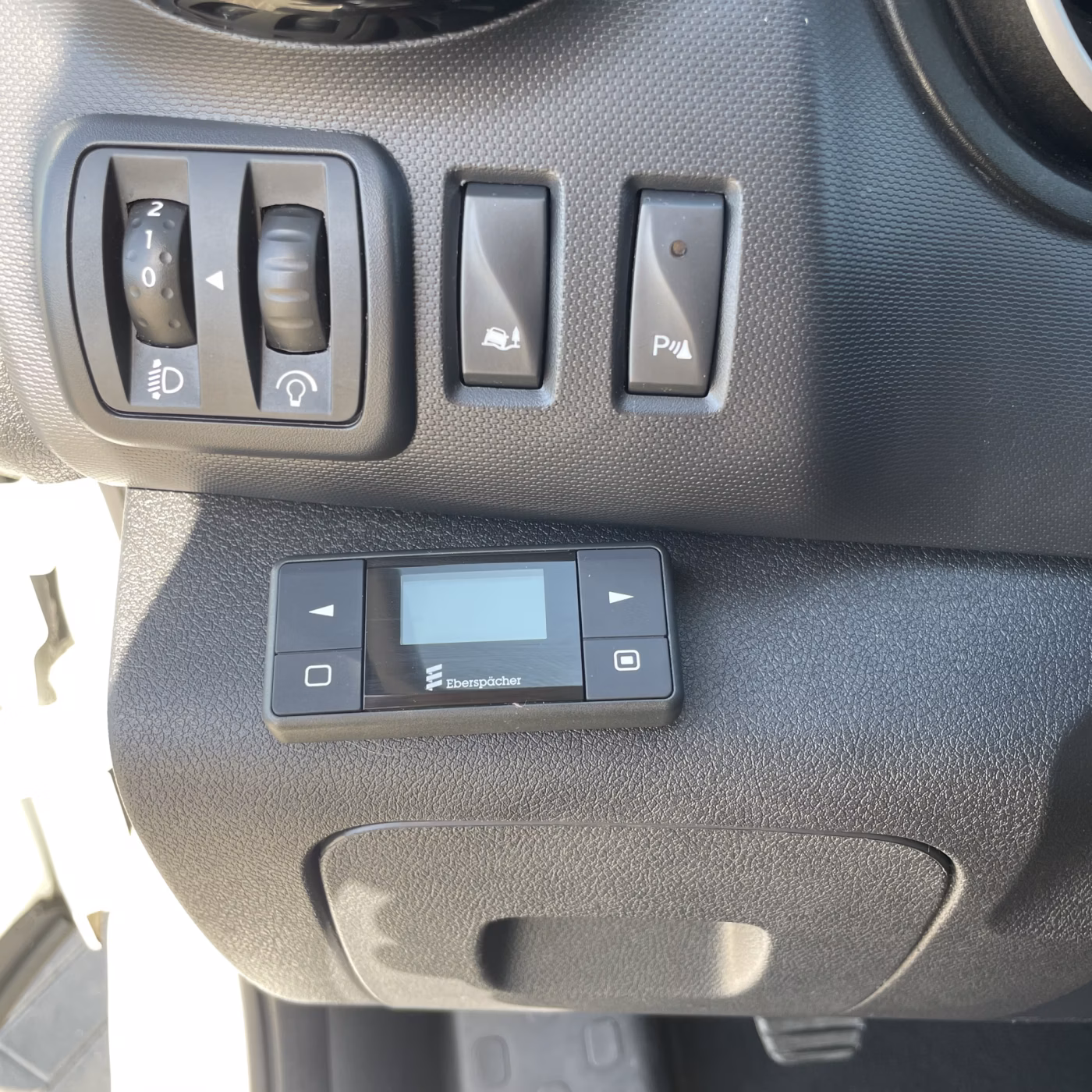 Opel Vivaro фото 15