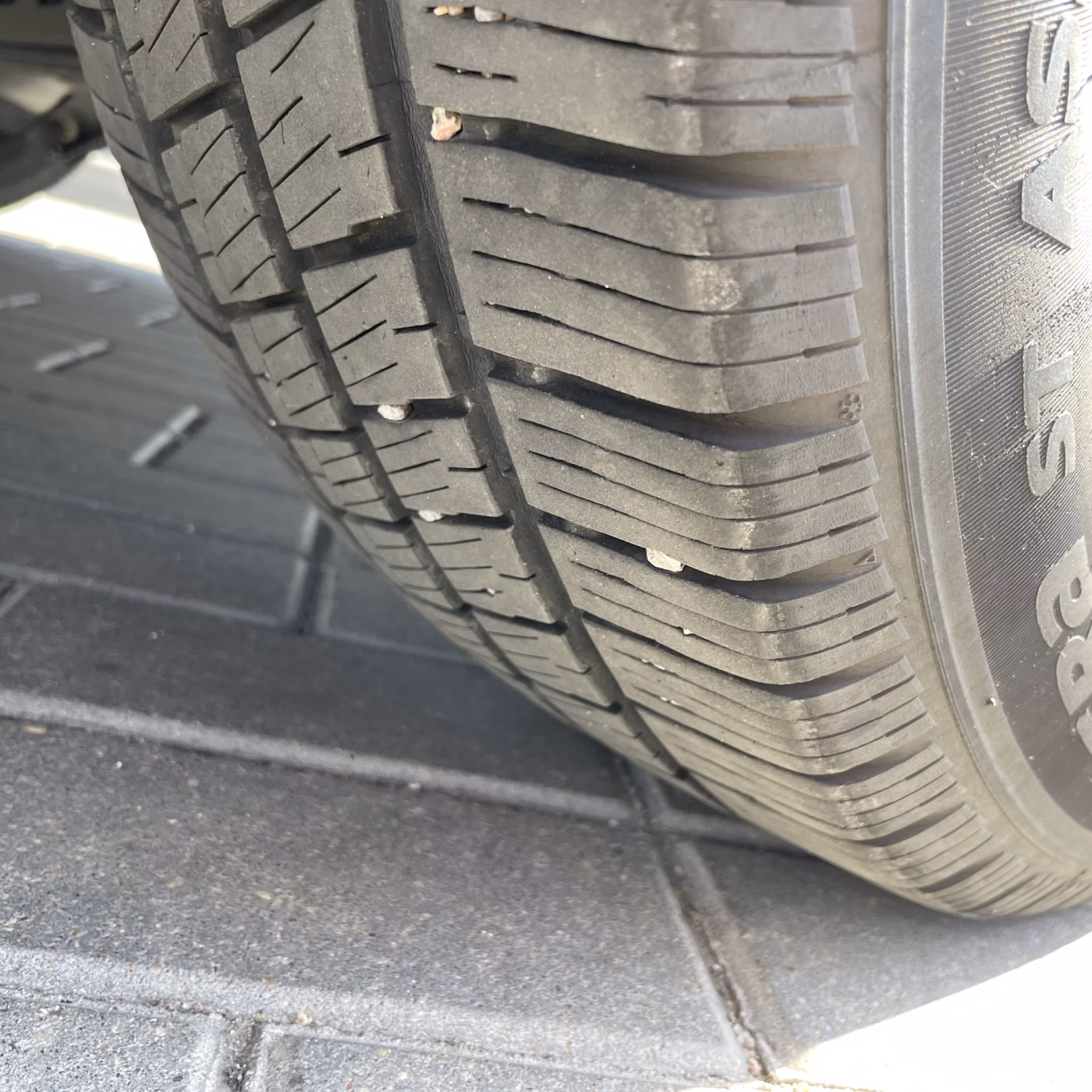 Opel Vivaro фото 8