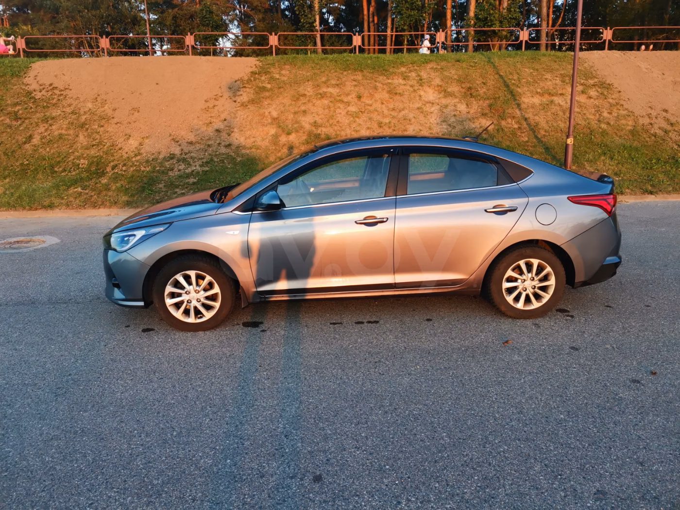 Hyundai Accent фото 5