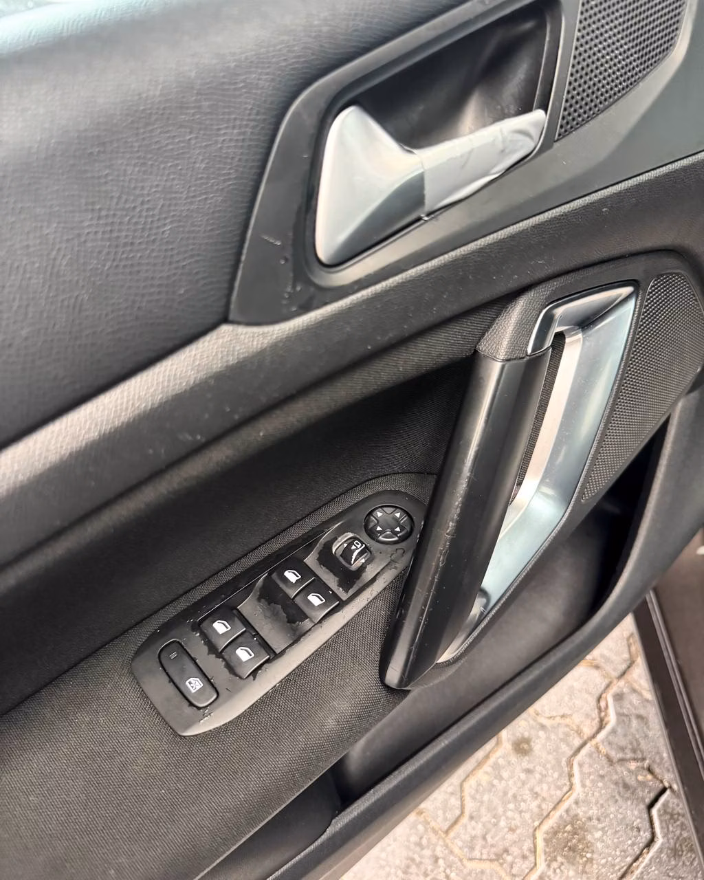 Peugeot 308 фото 9