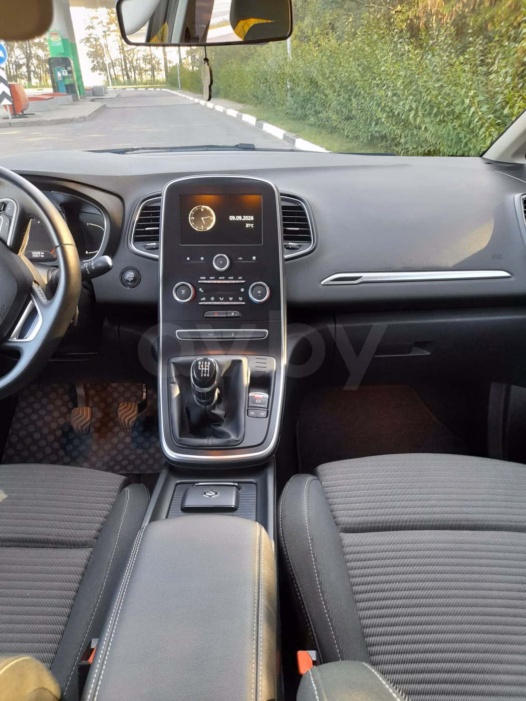 Renault Grand Scenic фото 8