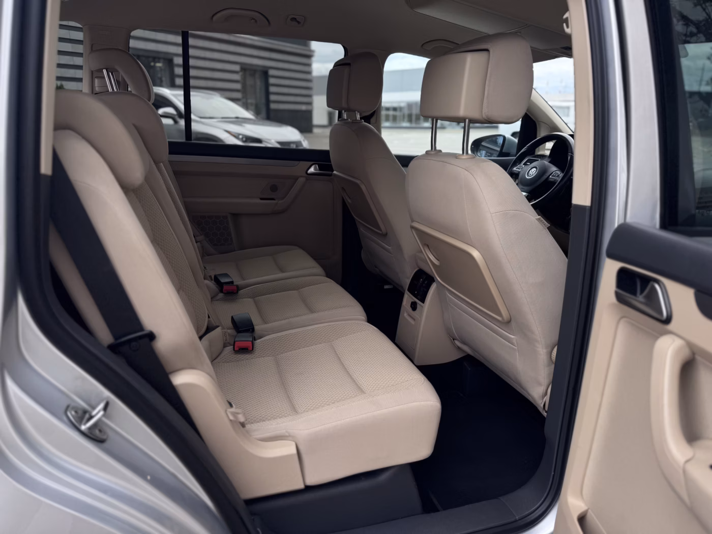 Volkswagen Touran фото 19