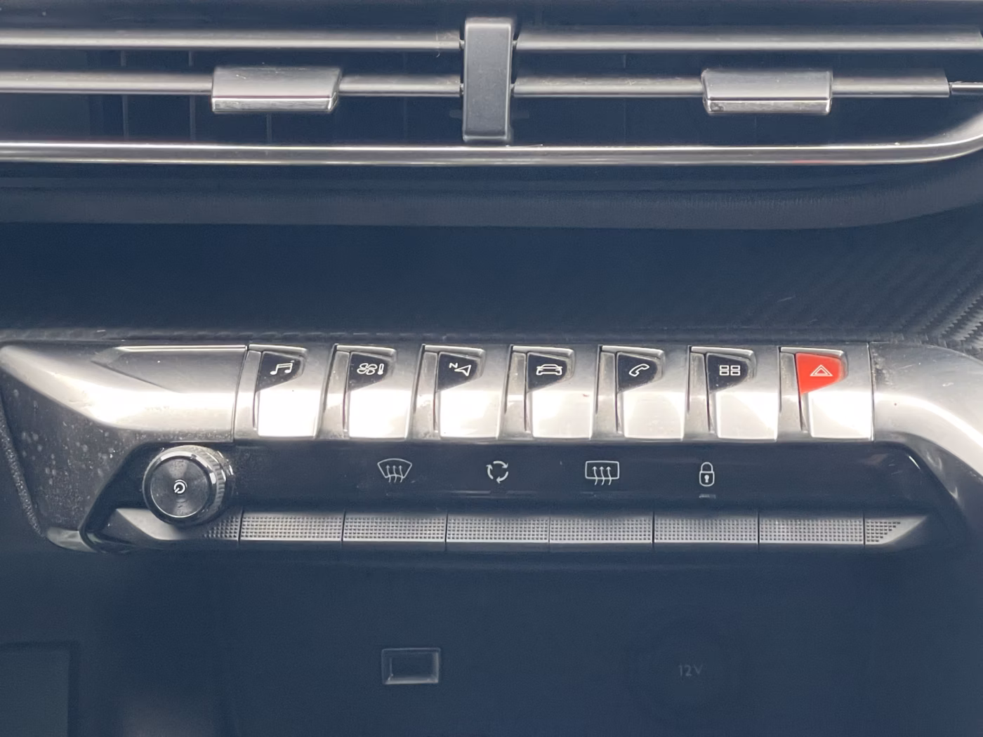 Peugeot 5008 фото 18