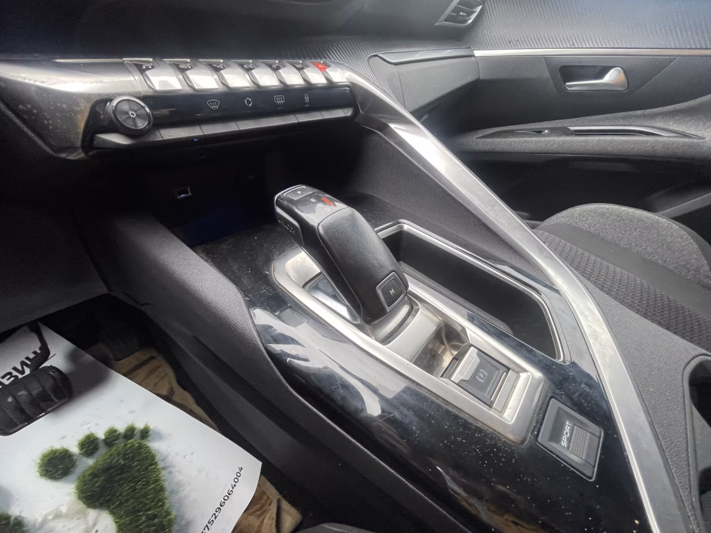 Peugeot 5008 фото 19
