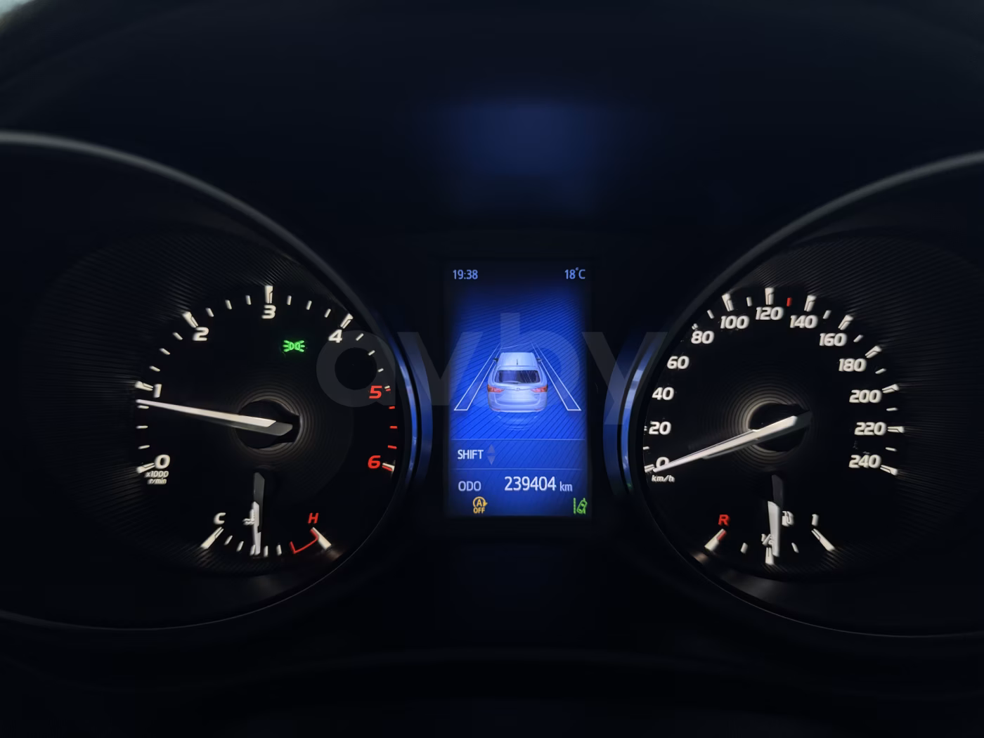 Toyota Avensis фото 13