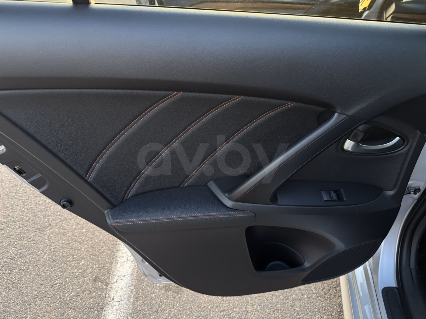 Toyota Avensis фото 18