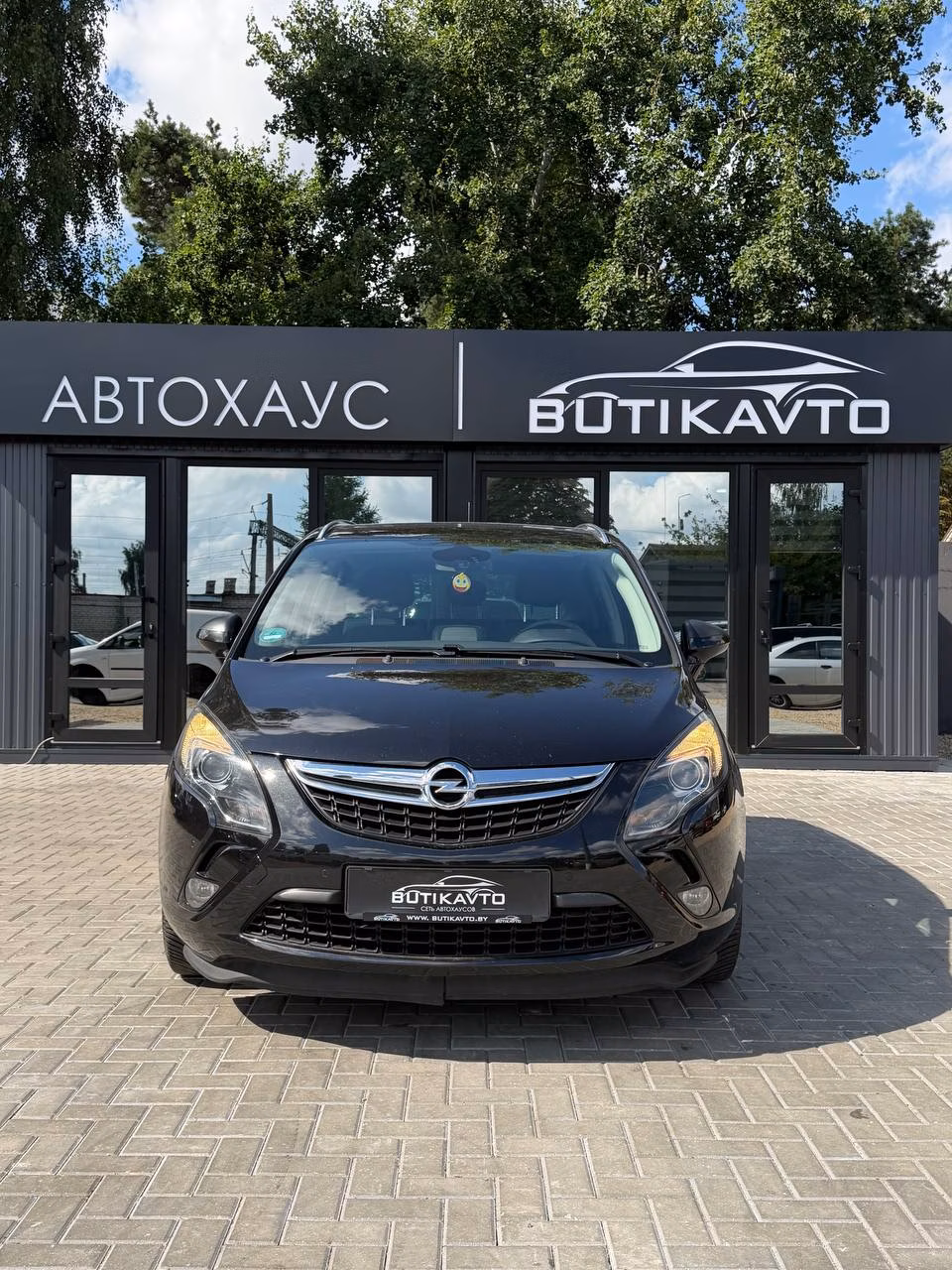 Opel Zafira фото 2
